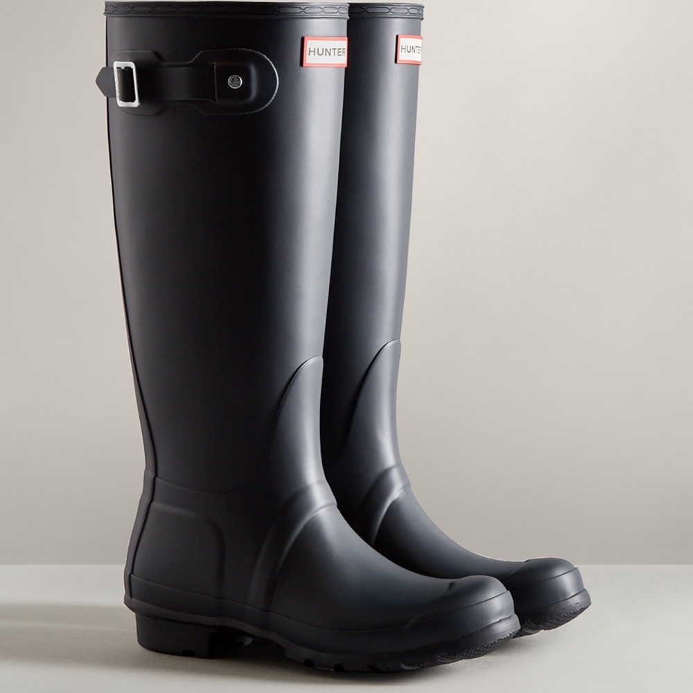 Hunter boots tall navy, worn handful of times